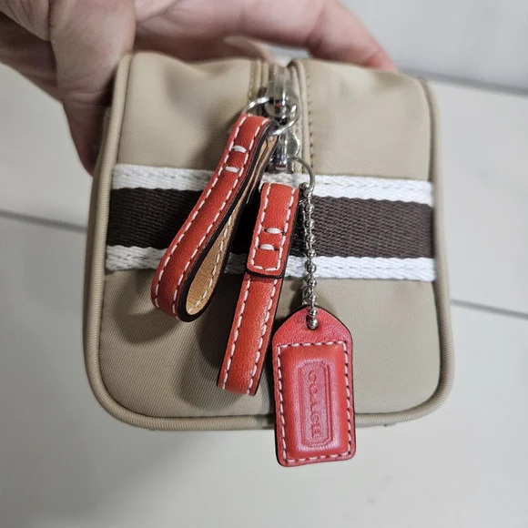 Coach pouch/ small dop kit - tan - Picture 2 of 6